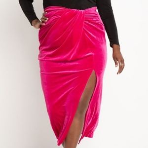 Velvet maxi skirt with slit